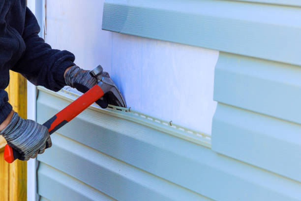 Reliable Siding Repair contractor in Minneapolis, MN by Creative Siding